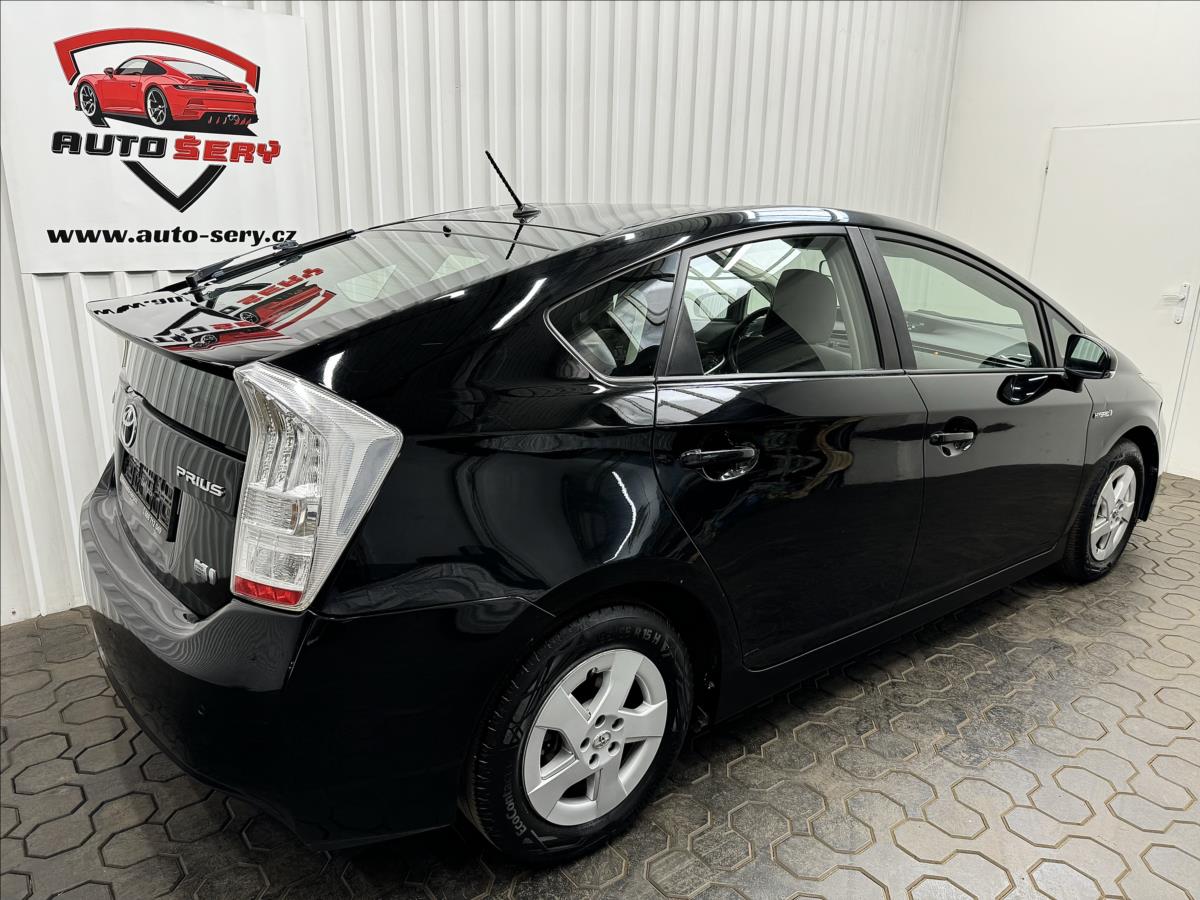 toyota-prius-1-8-vvt-i-hsd - 7