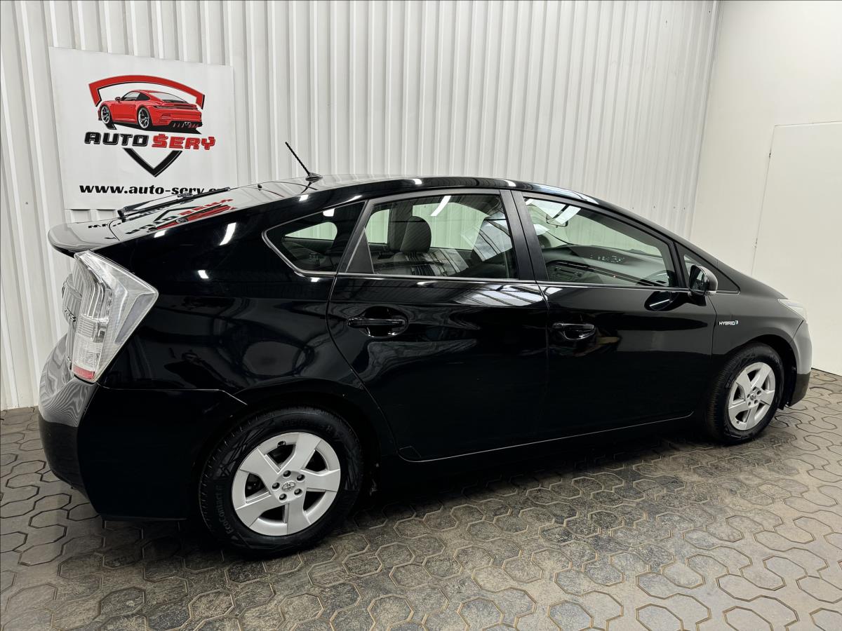 toyota-prius-1-8-vvt-i-hsd - 8