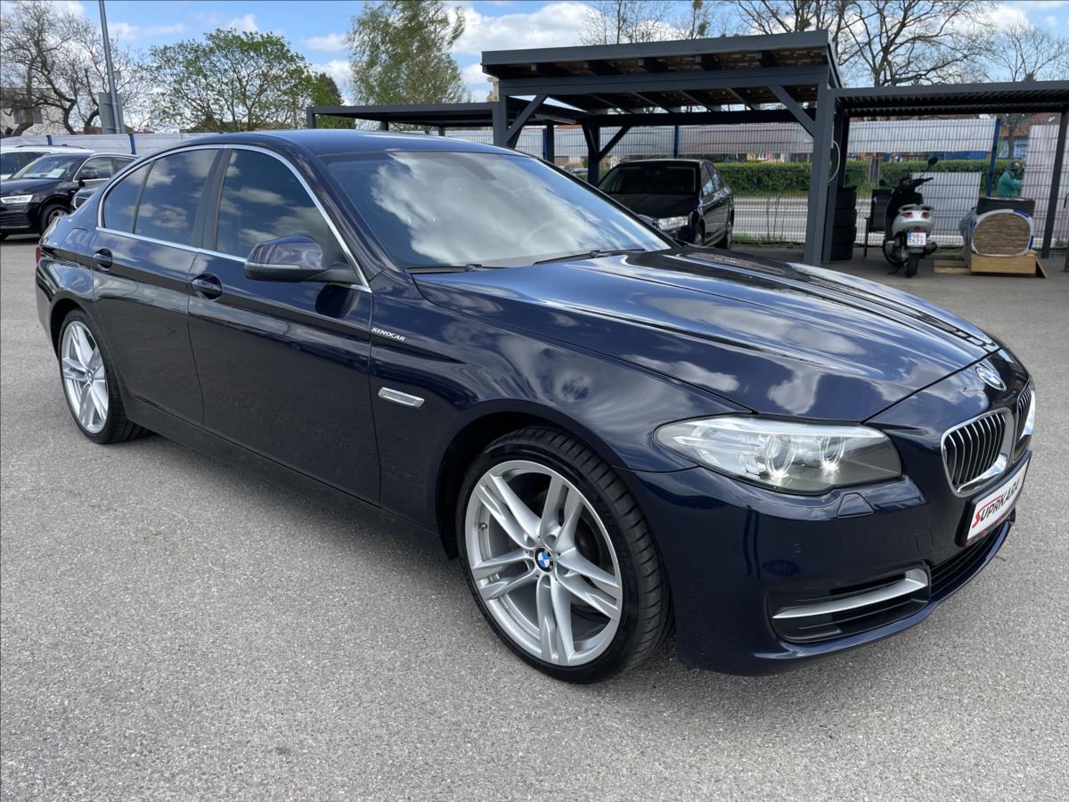 bmw-rada-5-2-0-520d-xdrive-luxury-line-xenony-navi-20-alu-vyhr-sedadla-servisni-historie-bmw - 2
