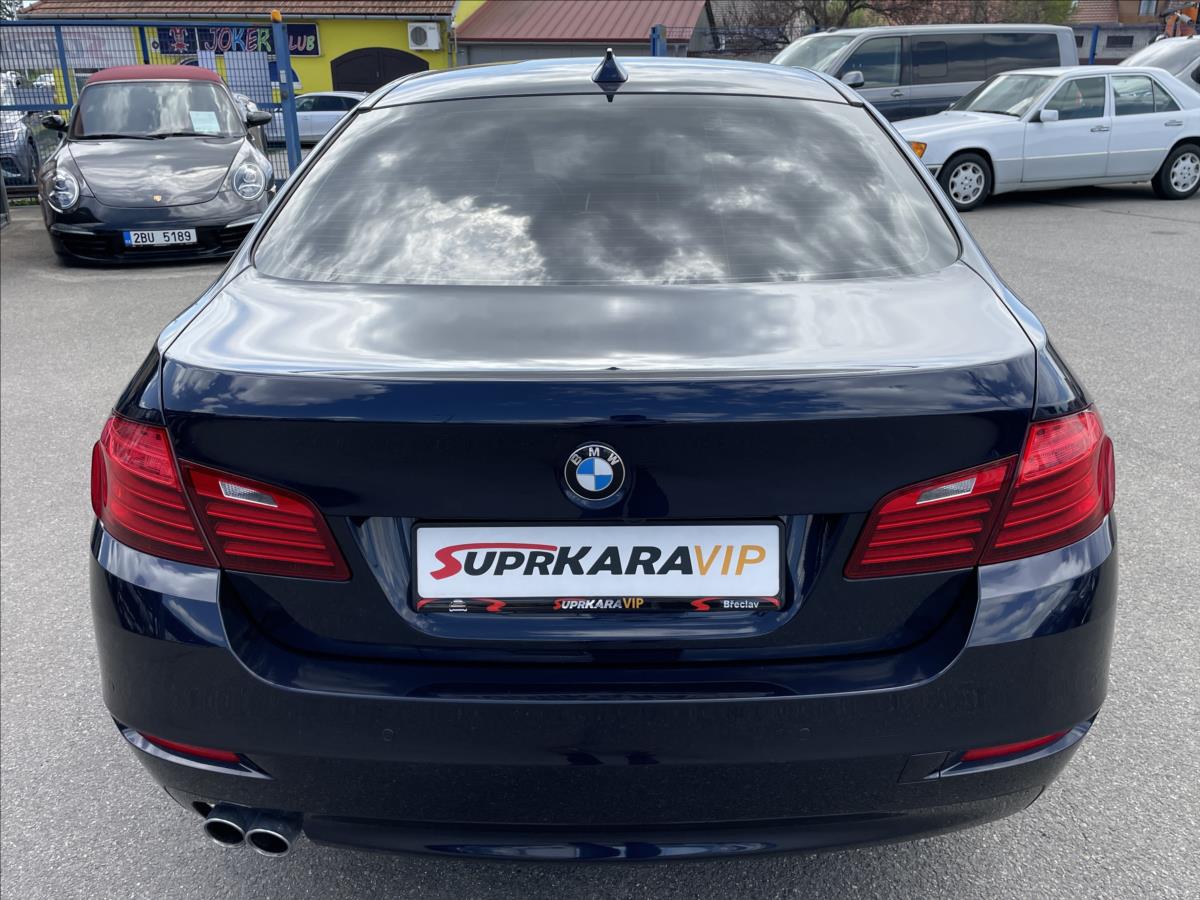 bmw-rada-5-2-0-520d-xdrive-luxury-line-xenony-navi-20-alu-vyhr-sedadla-servisni-historie-bmw - 5