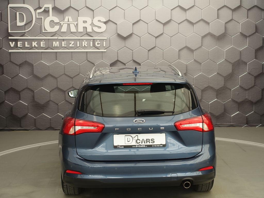 ford-focus-1-0-ecoboost-zimni-paket - 3
