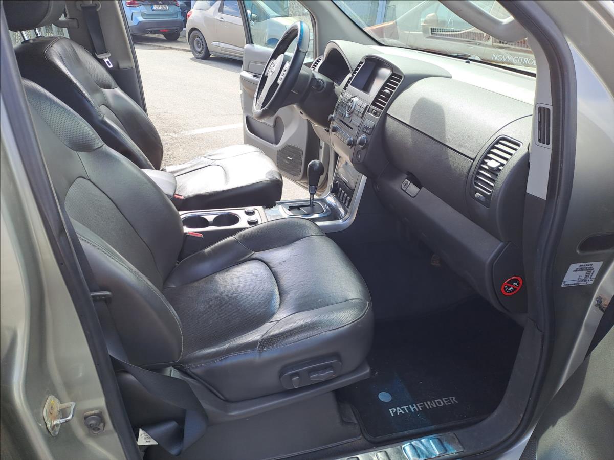 nissan-pathfinder-3-0-dci-v6-4x4-automat - 6
