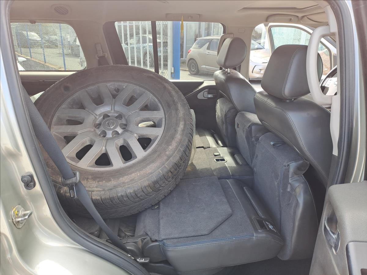 nissan-pathfinder-3-0-dci-v6-4x4-automat - 7