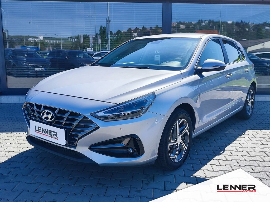 Hyundai i30 1.5i/81kW Family Smart