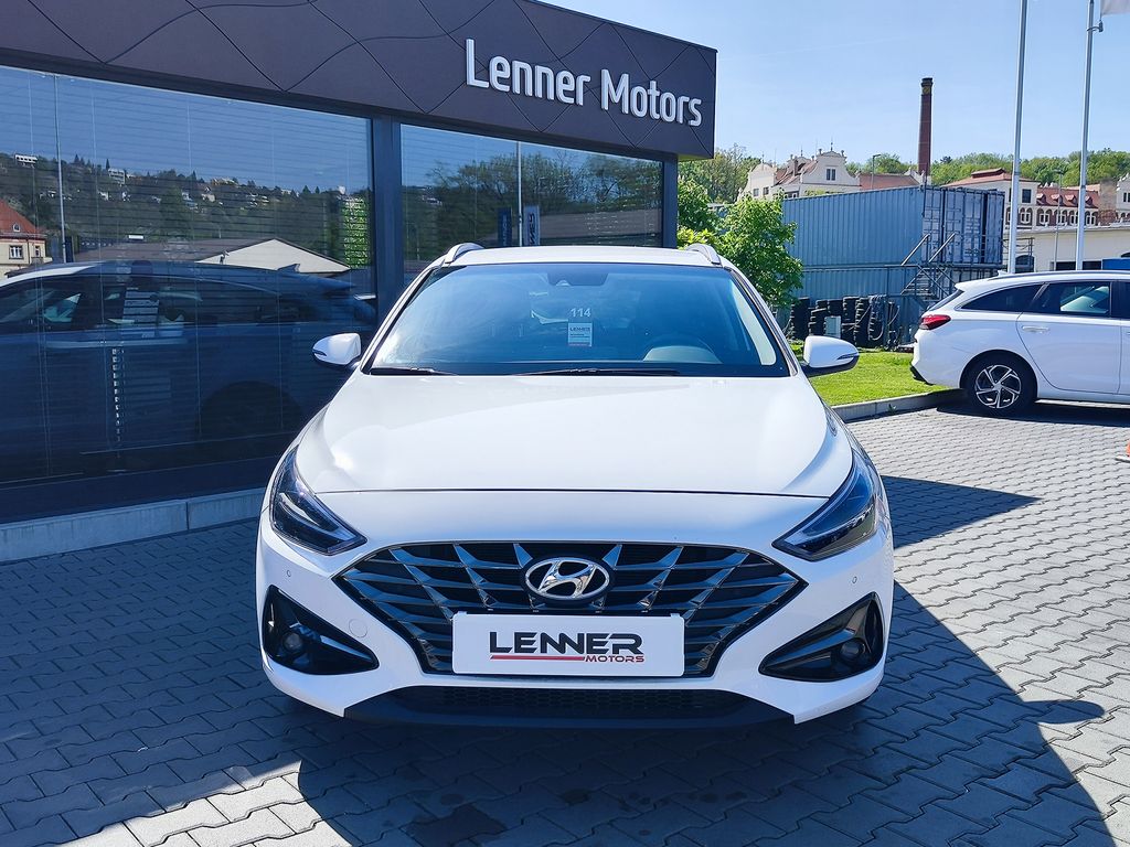 hyundai-i30-1-5i-81kw-smart-navi - 1