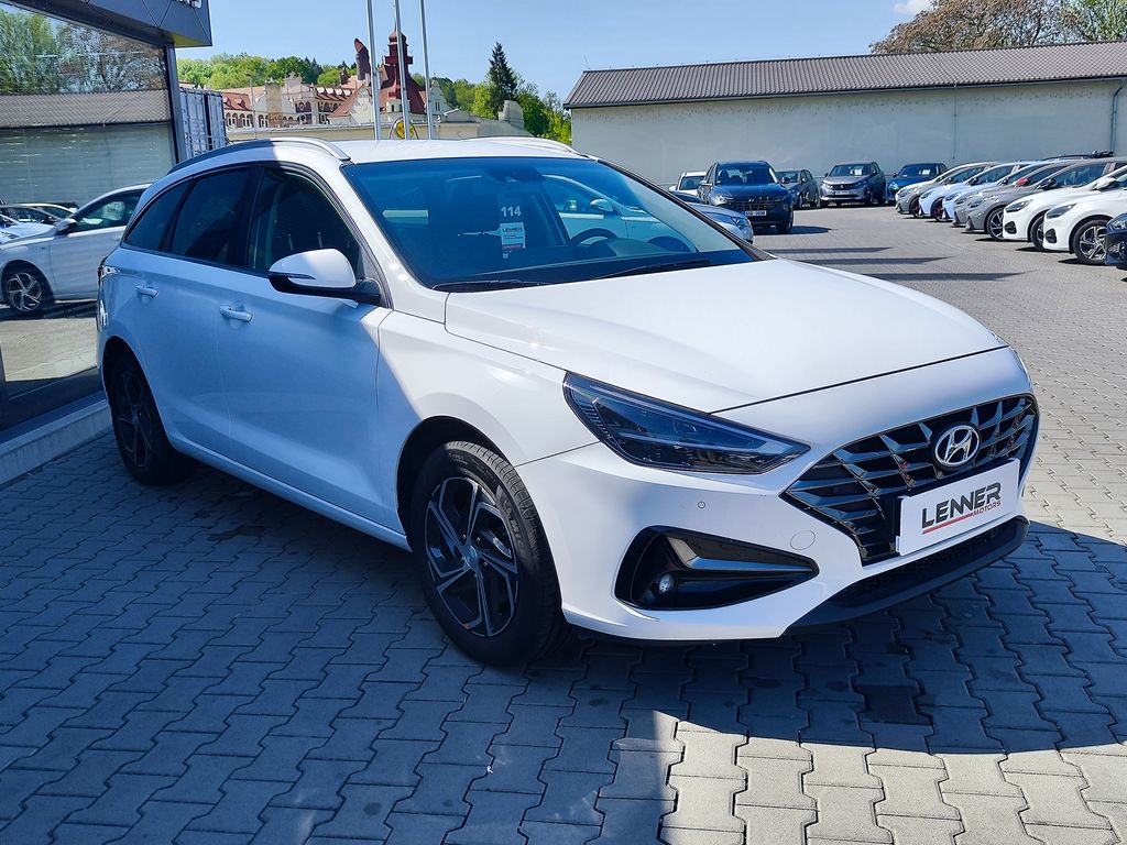 hyundai-i30-1-5i-81kw-smart-navi - 2