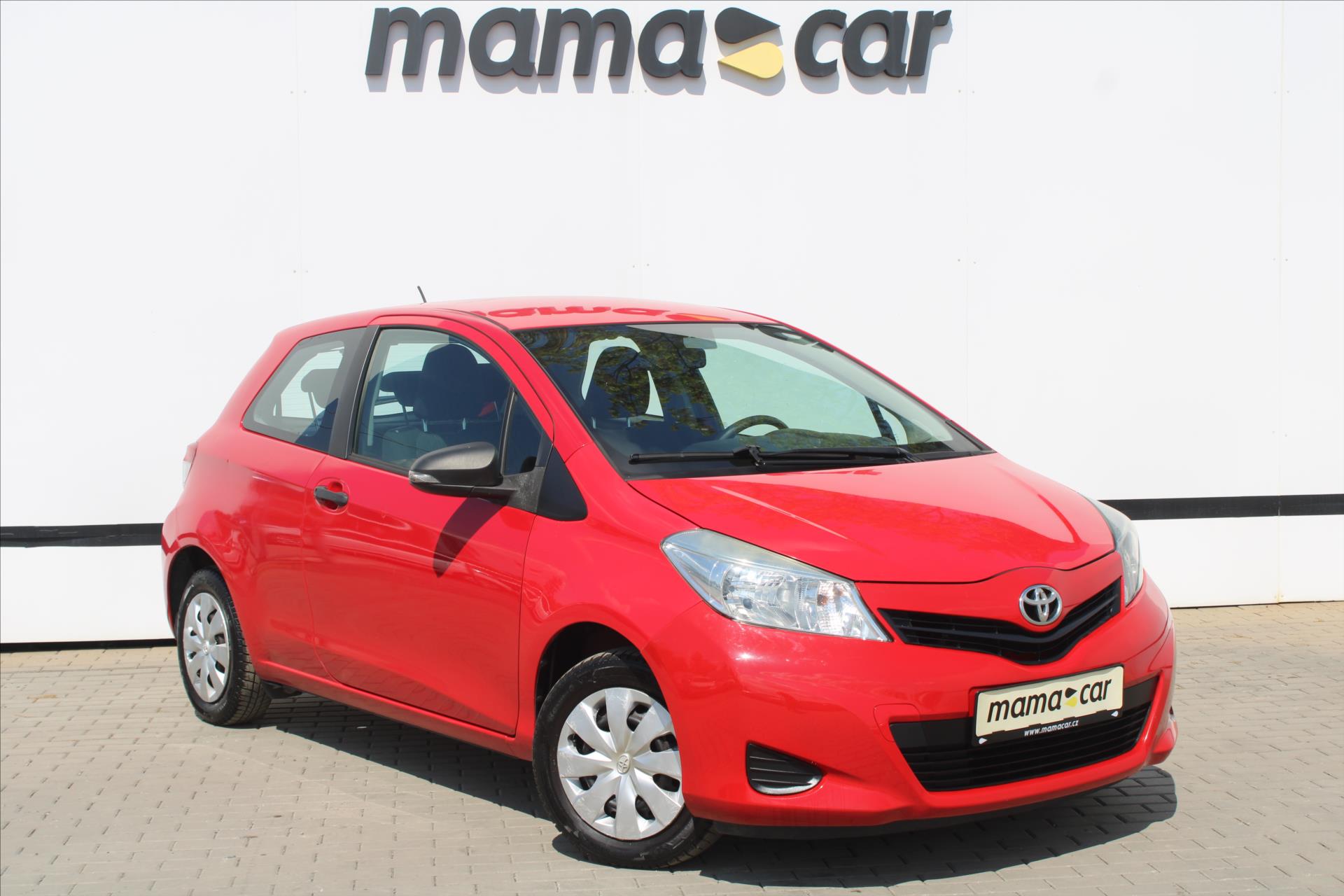 Toyota Yaris 1.0 VVT-i Entry 51kW ČR