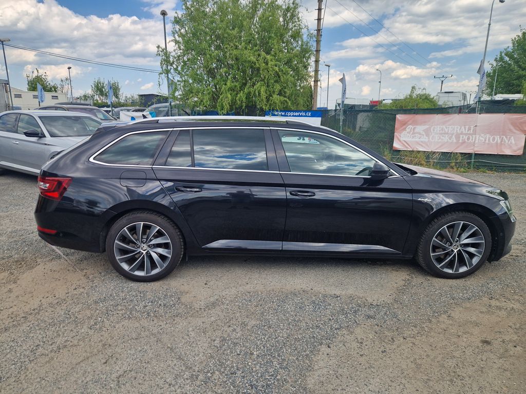 skoda-superb-combi-2-0-tdi-dsg-4x4-140kw-l - 3