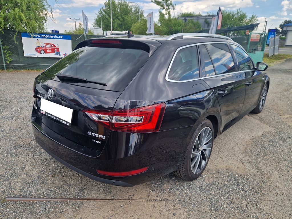 skoda-superb-combi-2-0-tdi-dsg-4x4-140kw-l - 4