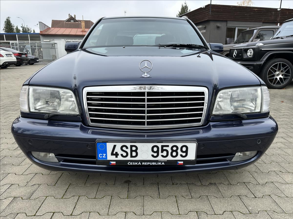 mercedes-benz-tridy-c-4-3-43-amg - 1