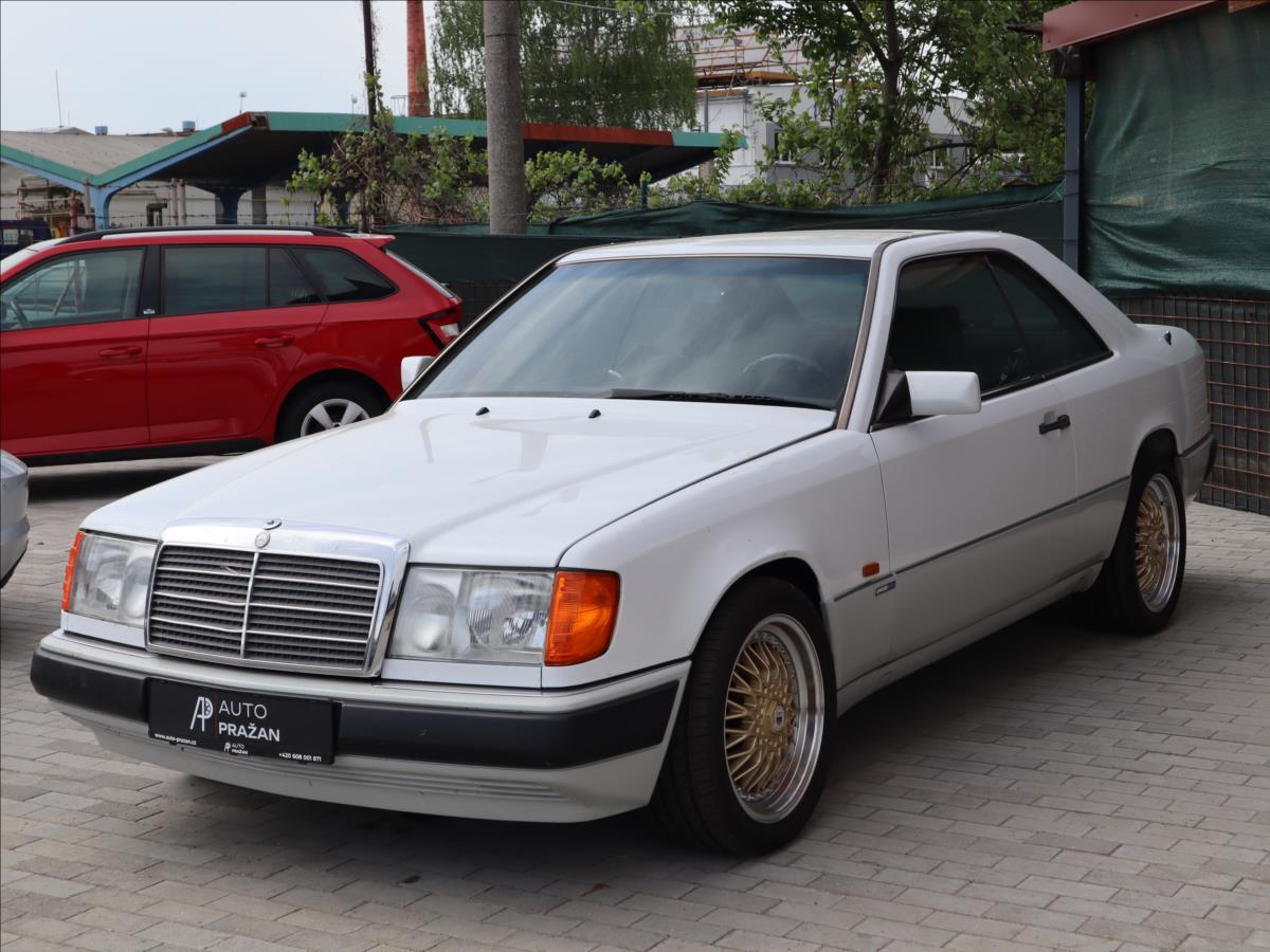 mercedes-benz-200-2-0-124-e-coupe-sportline - 2