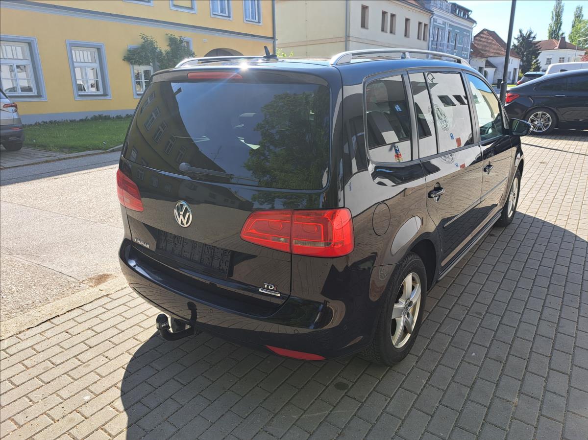 volkswagen-touran-1-6-tdi-comfortline - 9