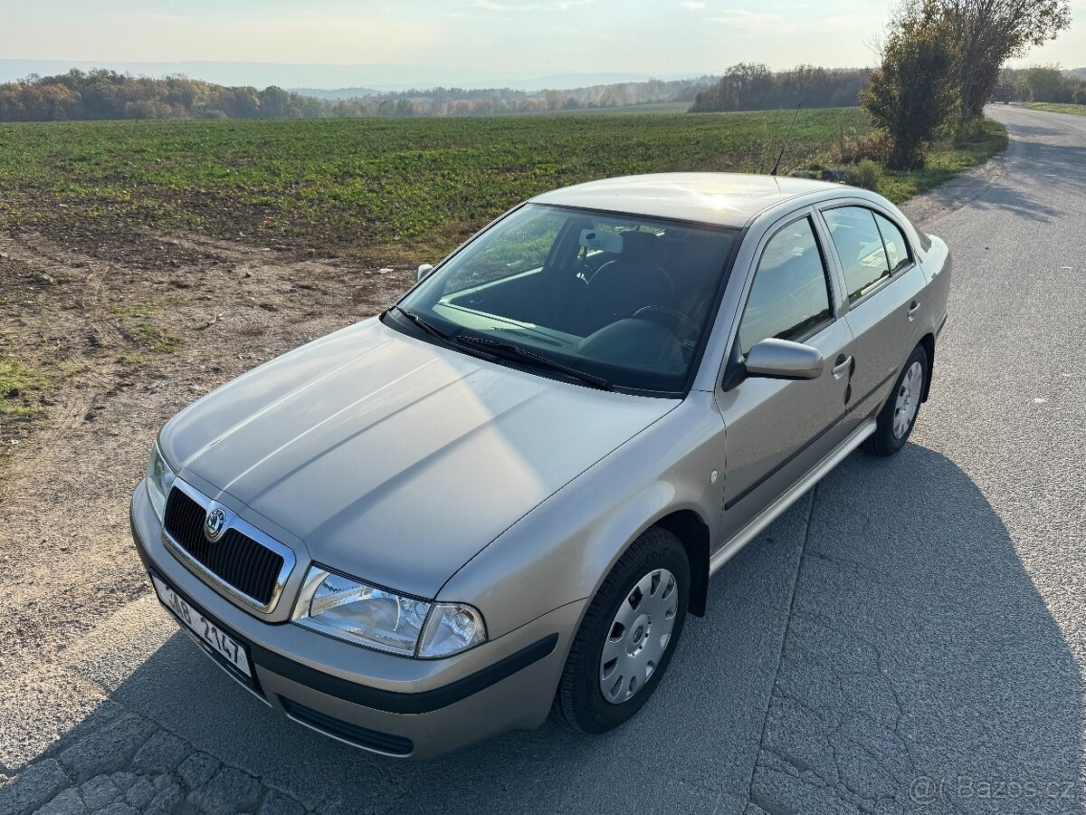 Škoda Octavia 1,6   MPI 75 kW pouze 138 500 km