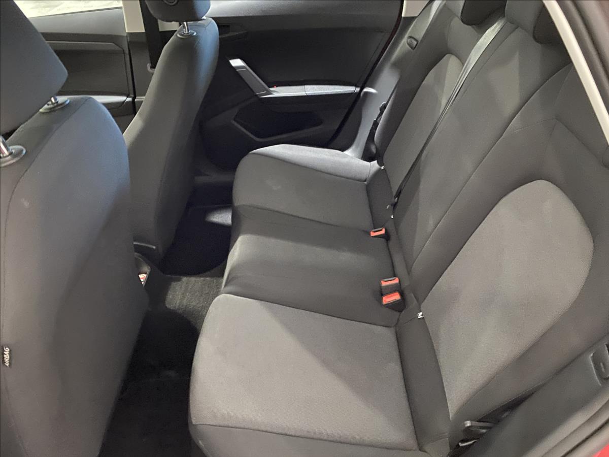 seat-ibiza-1-0-g-tec - 5