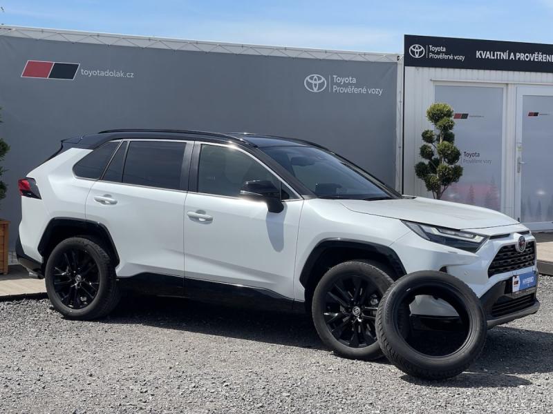 Toyota RAV4 2.5HSD, ČR-1m, Selection, DPH