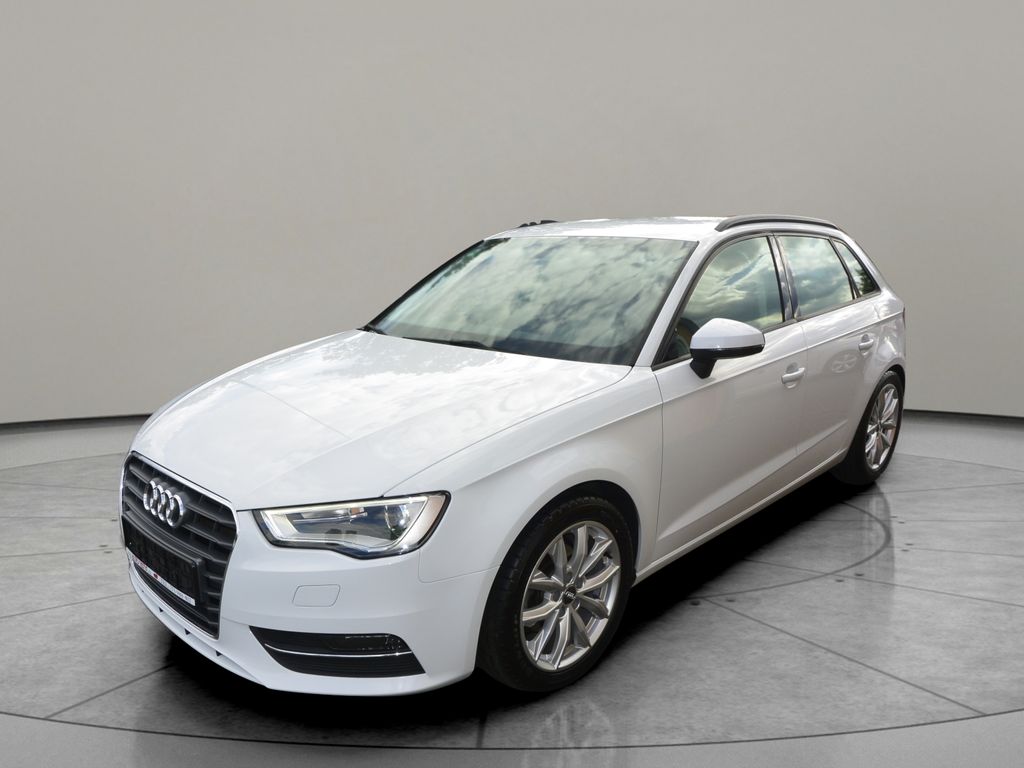 Audi A3 2.0TDi Spotback 110kW Xenon