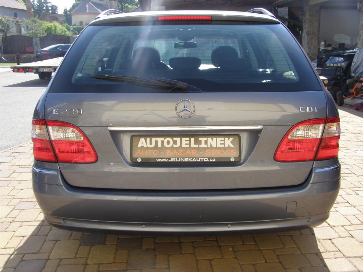 mercedes-benz-tridy-e-2-2 - 3