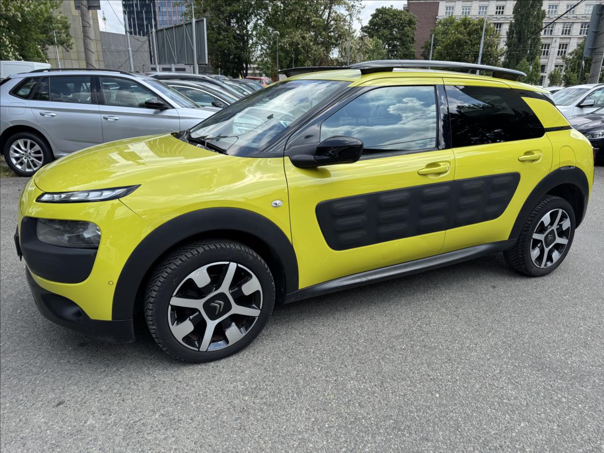citroen-c4-cactus-1-6-bluehdi-100-feel - 2