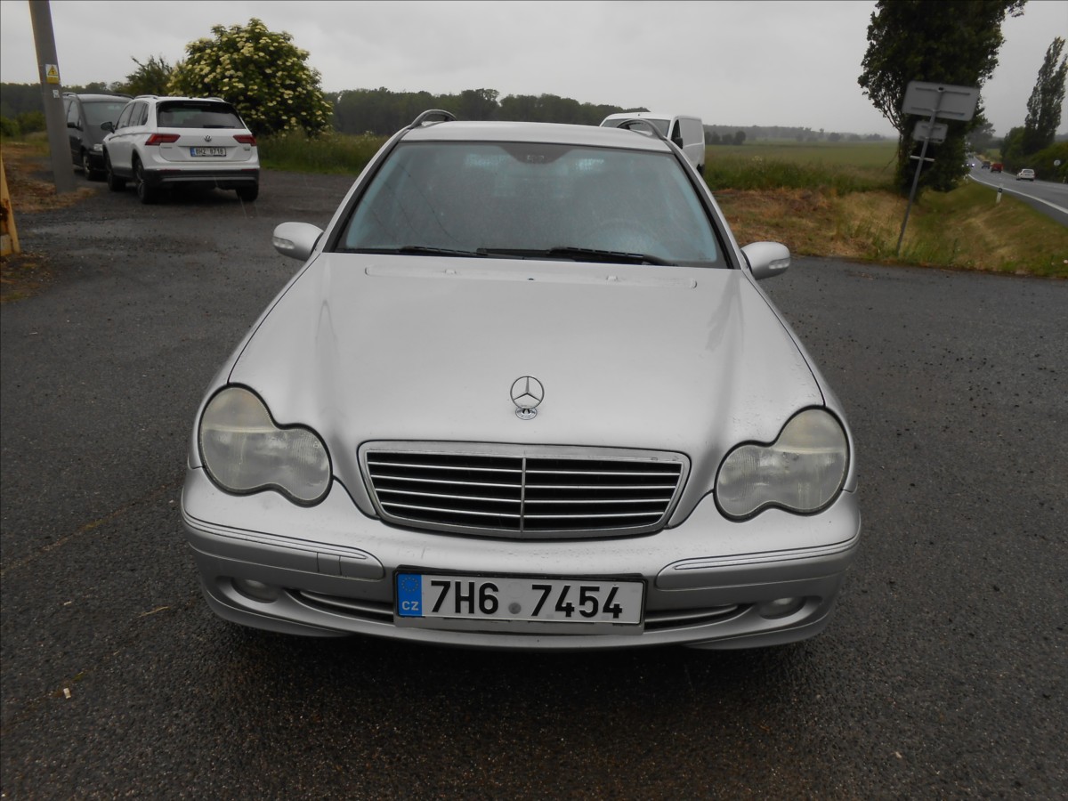mercedes-benz-tridy-c-2-2-90-kw-digiklima-seviska - 3