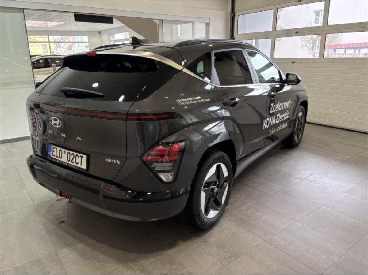 hyundai-kona-ev-64-87kwh-czech-edition - 7