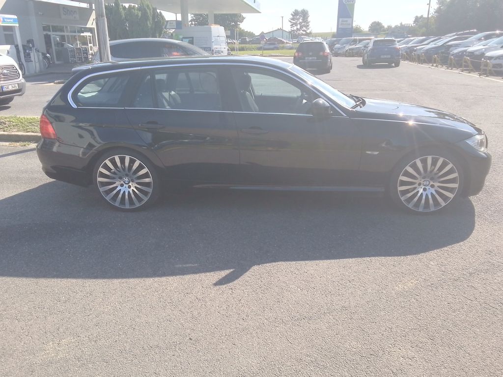 bmw-rada-3-2-0-318d-touring - 1