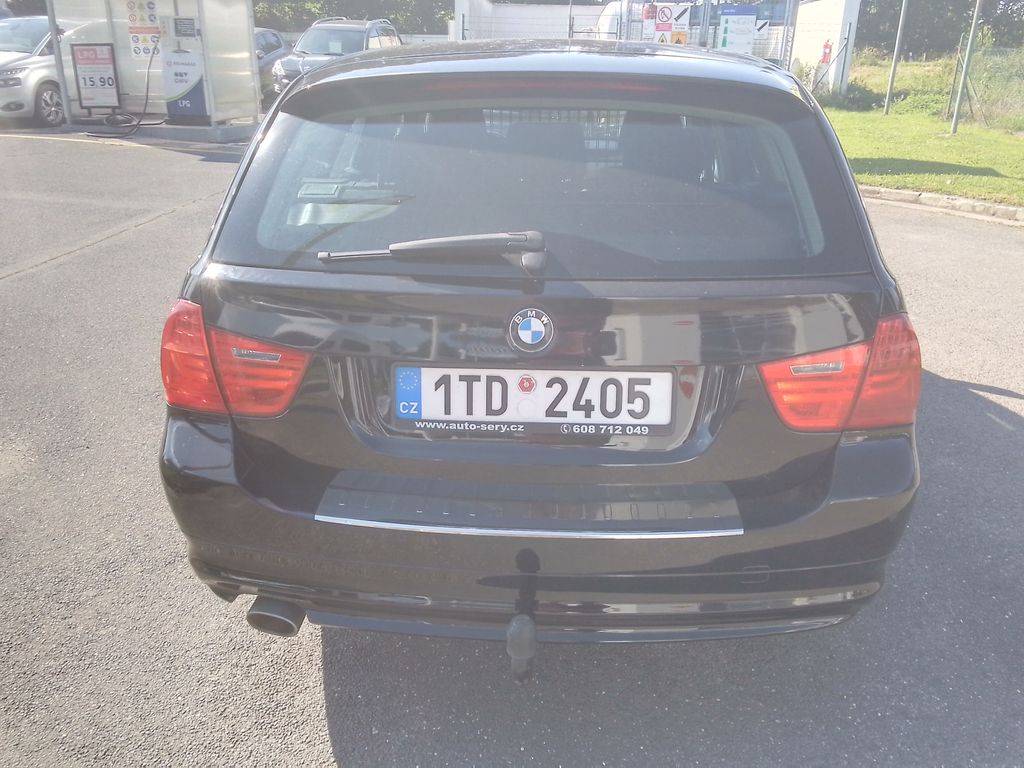 bmw-rada-3-2-0-318d-touring - 3
