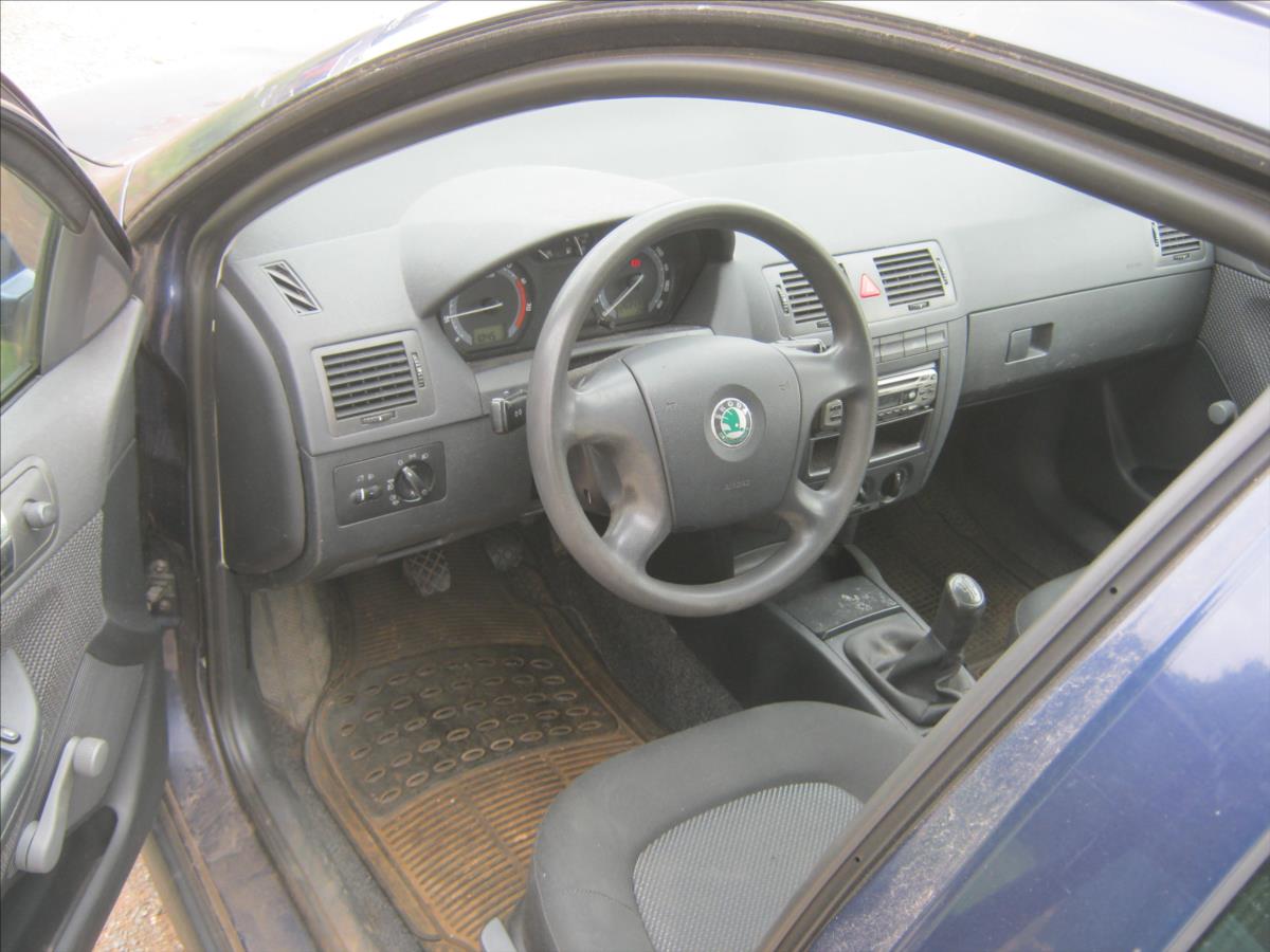 skoda-fabia-1-4-kombi - 8