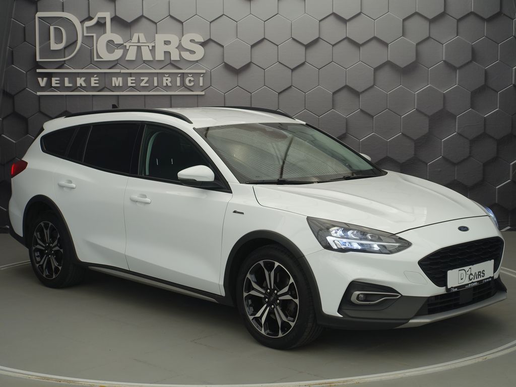 ford-focus-2-0-ecoblue-active-led-svetla - 4