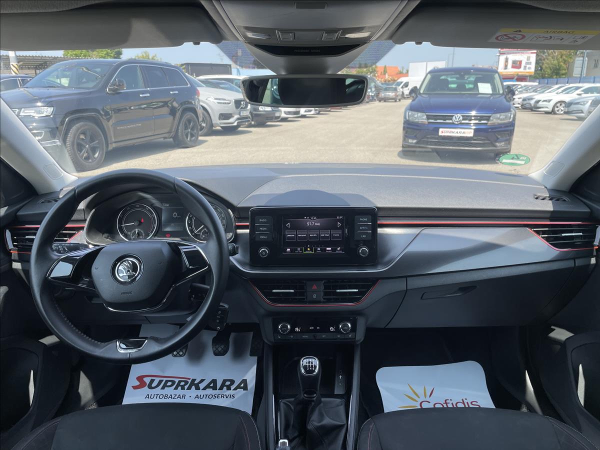 skoda-scala-1-0-tsi-85kw-d-klima-vyhr-sedadla-led-smart-link-pdc-servisni-historie-po-servise - 9