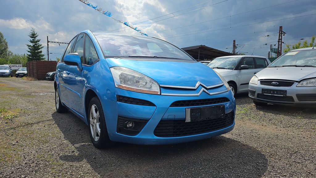 citroen-c4-picasso-1-8i - 1