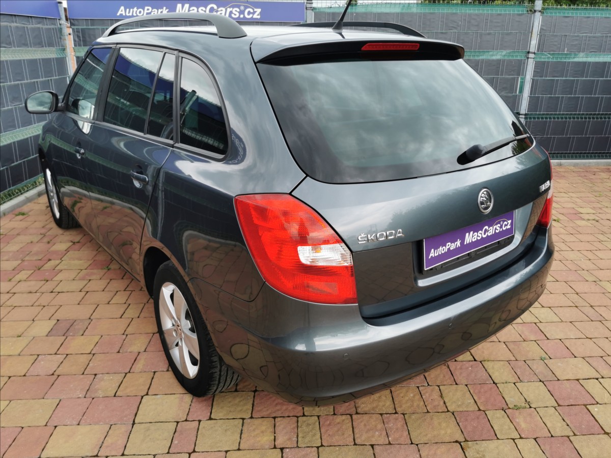 skoda-fabia-ii-1-2-tsi-ambition - 5