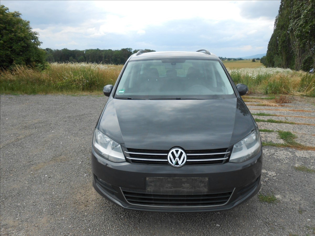 volkswagen-sharan-1-4-tsi-110-kw-serviska - 2