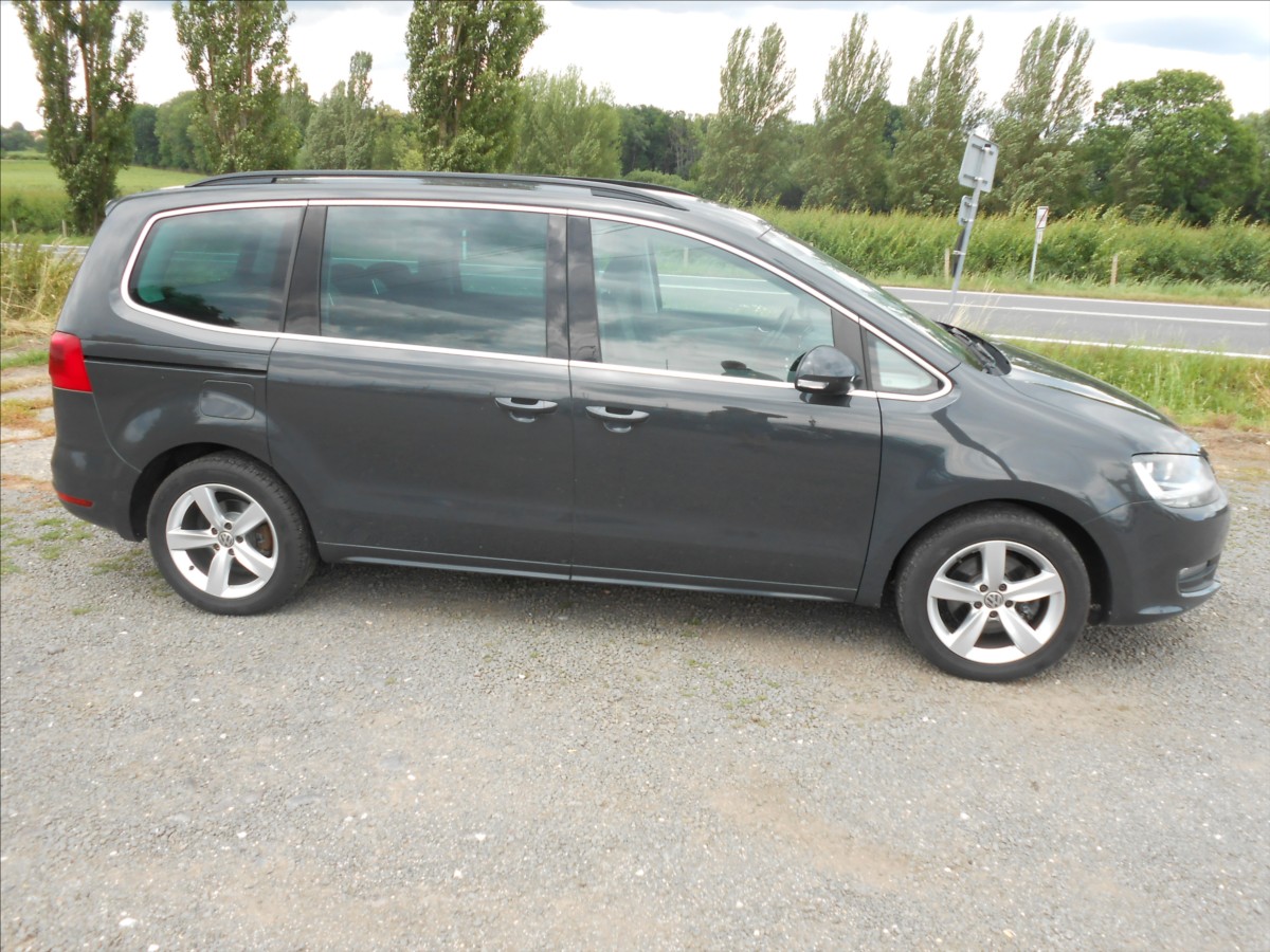 volkswagen-sharan-1-4-tsi-110-kw-serviska - 4