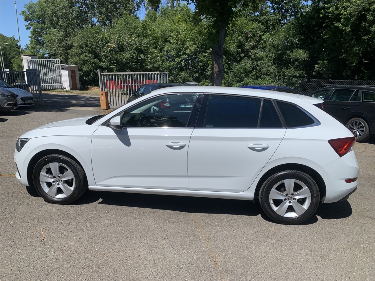skoda-scala-1-5-tsi-style-1-maj-cr-serviska - 7