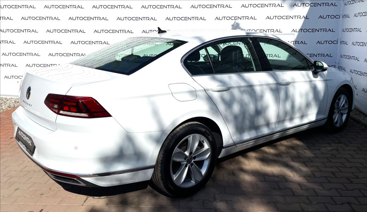 volkswagen-passat-2-0-tdi-147kw-dsg-stk-6-27 - 3