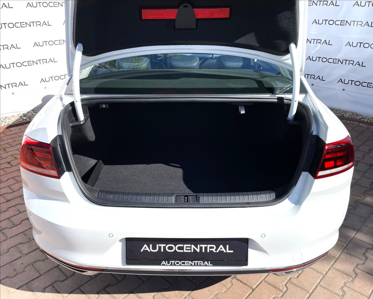 volkswagen-passat-2-0-tdi-147kw-dsg-stk-6-27 - 9