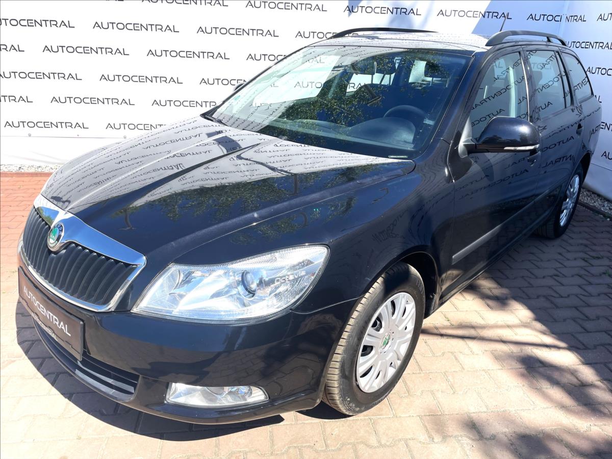 skoda-octavia-1-2-tsi-77kw-klima-po-servisu - 6