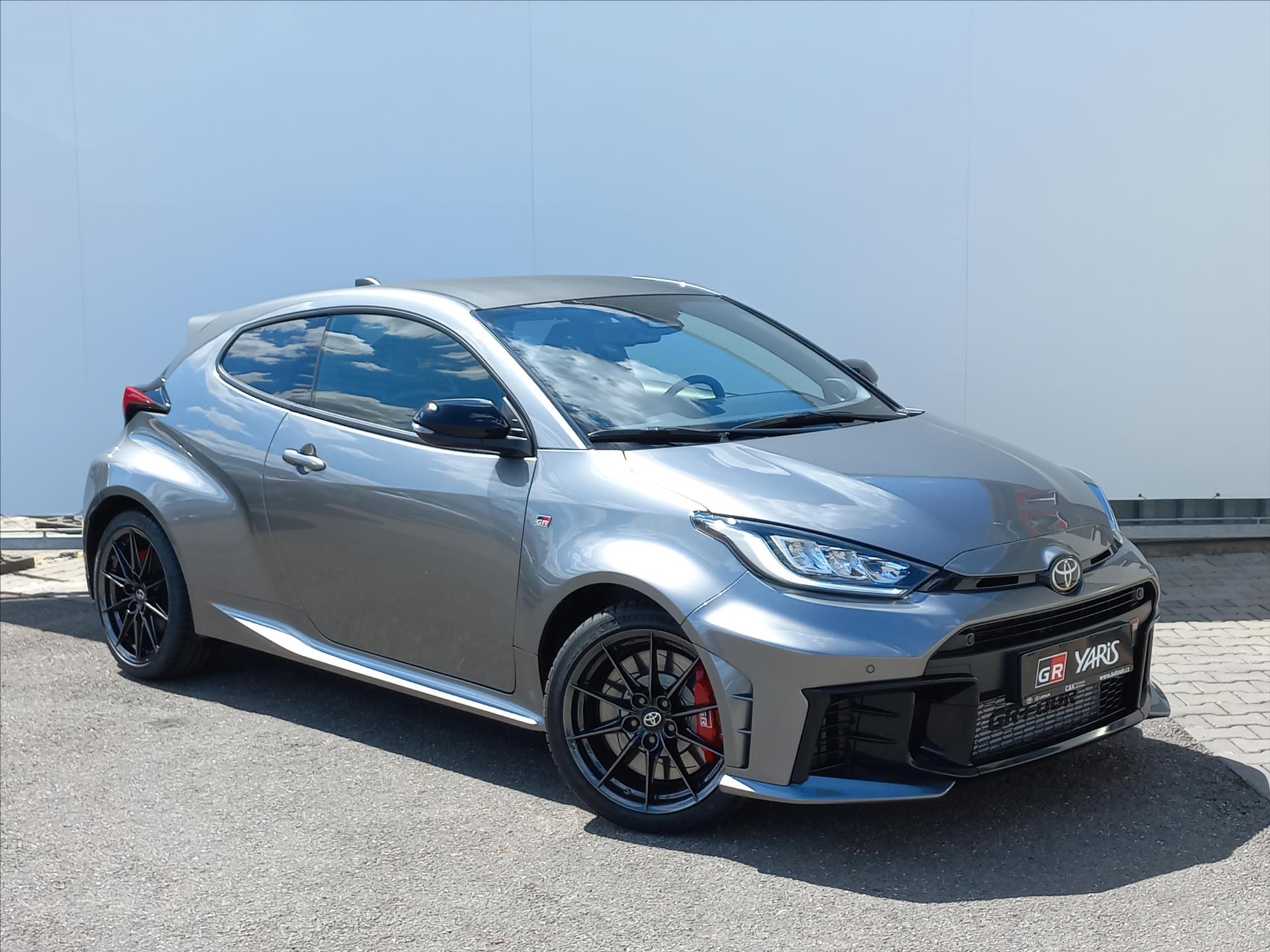 toyota-gr-yaris-1-6-turbo-a-t-280k-dynamic-vip - 3
