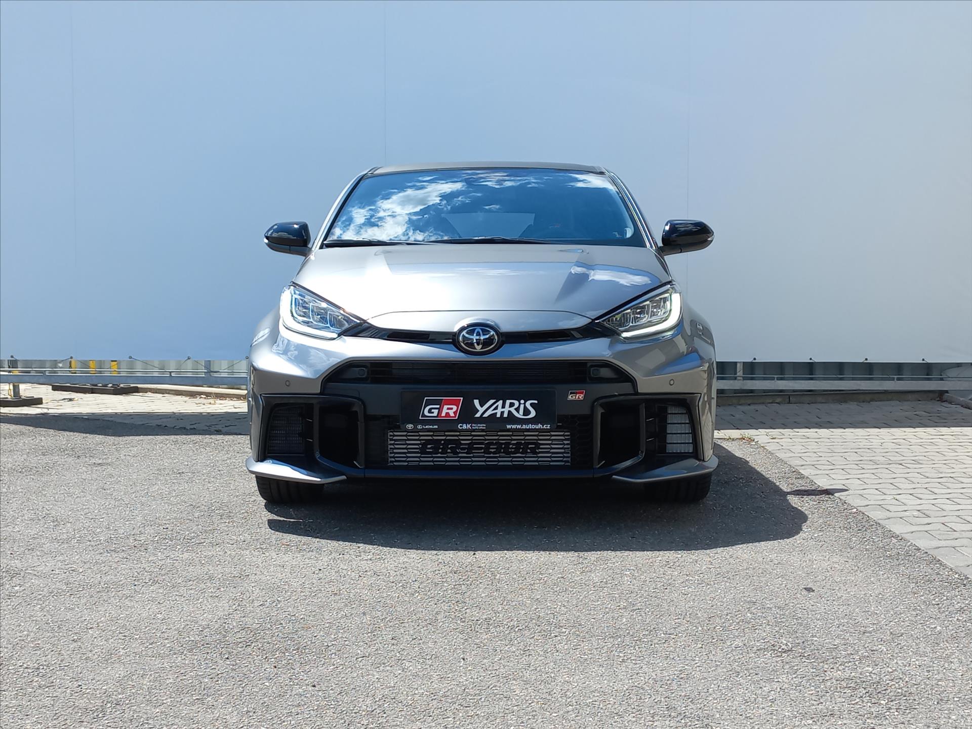 toyota-gr-yaris-1-6-turbo-a-t-280k-dynamic-vip - 4