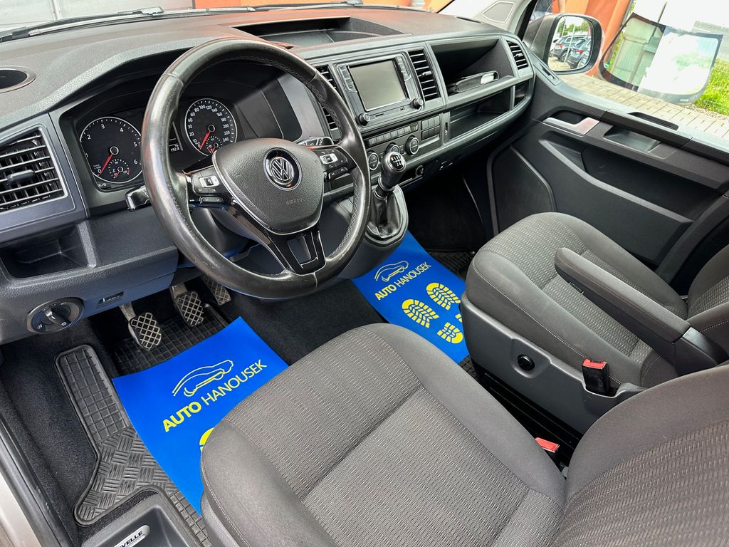 volkswagen-caravelle-2-0-tdi-110kw-comfortline - 8