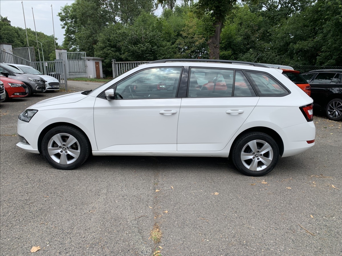 skoda-fabia-1-0-tsi-amb-cr-serviska - 7