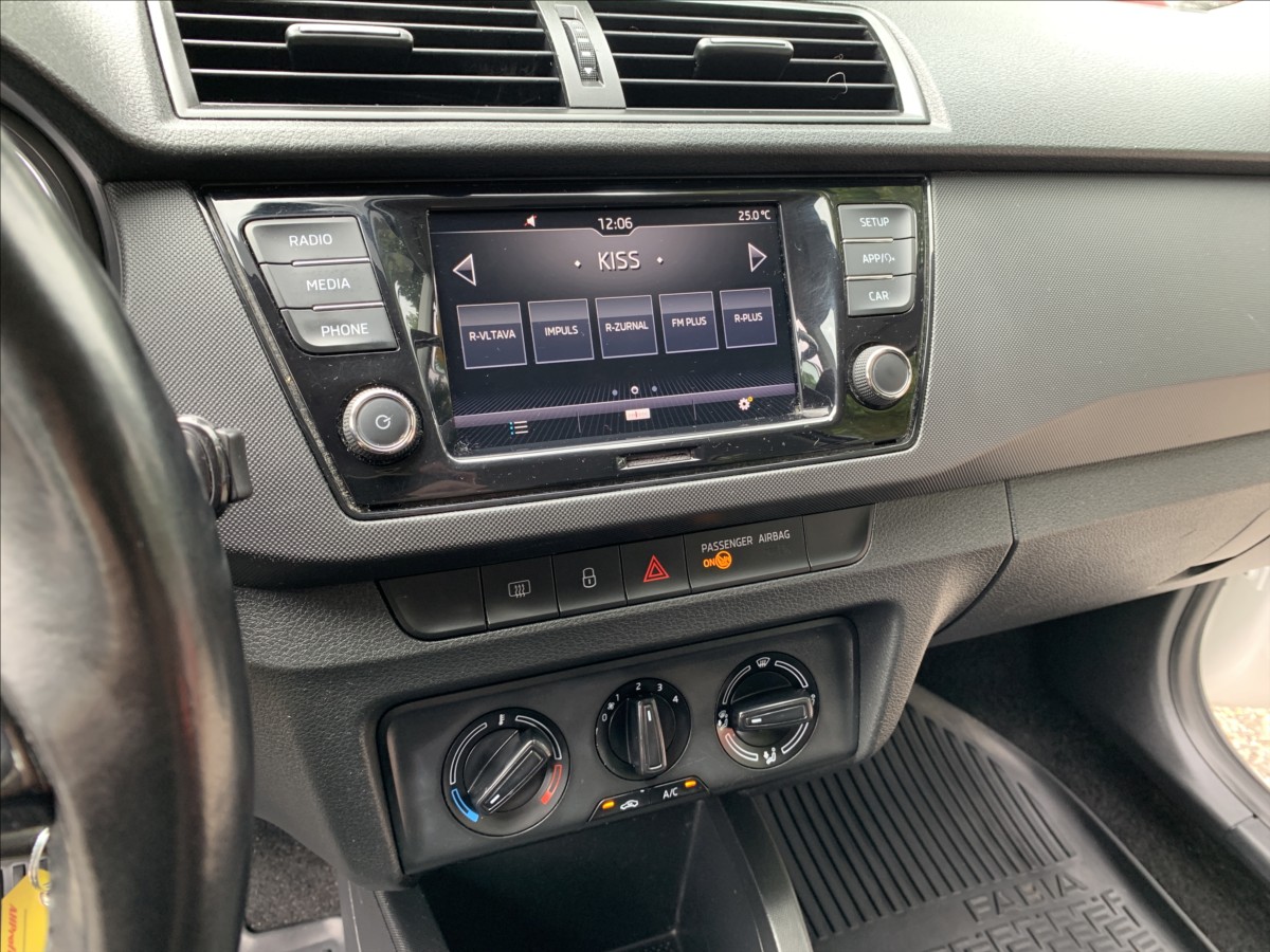 skoda-fabia-1-0-tsi-amb-cr-serviska - 9