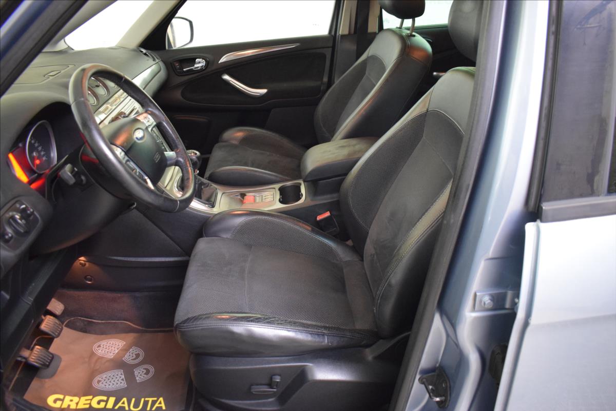 ford-s-max-2-5-i-plna-vybava - 7