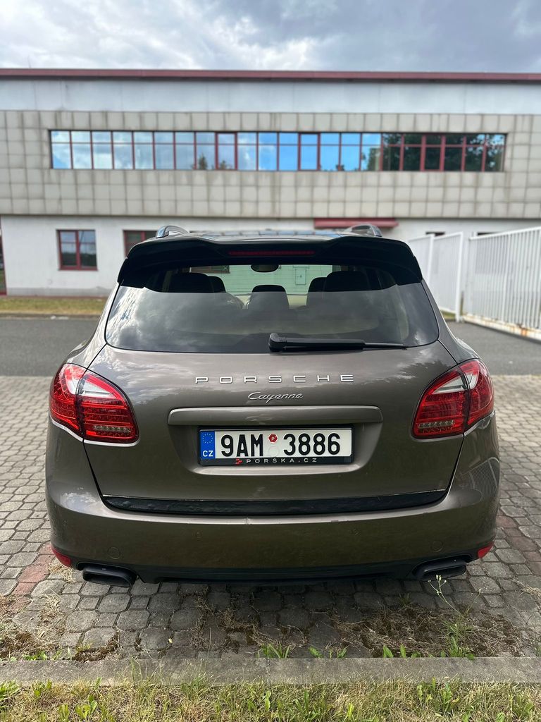 porsche-cayenne-3-0-diesel-v6-tiptronic-4x4 - 3