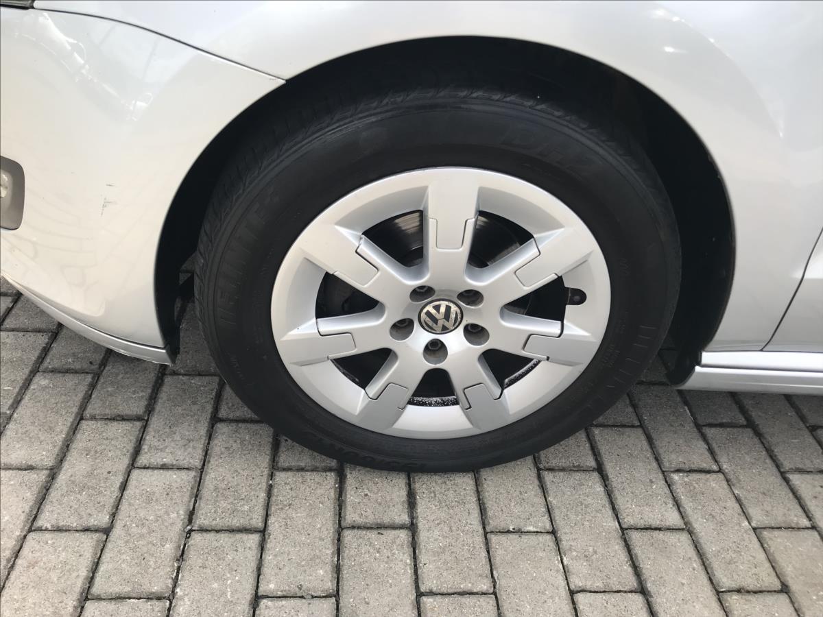volkswagen-polo-1-2 - 8
