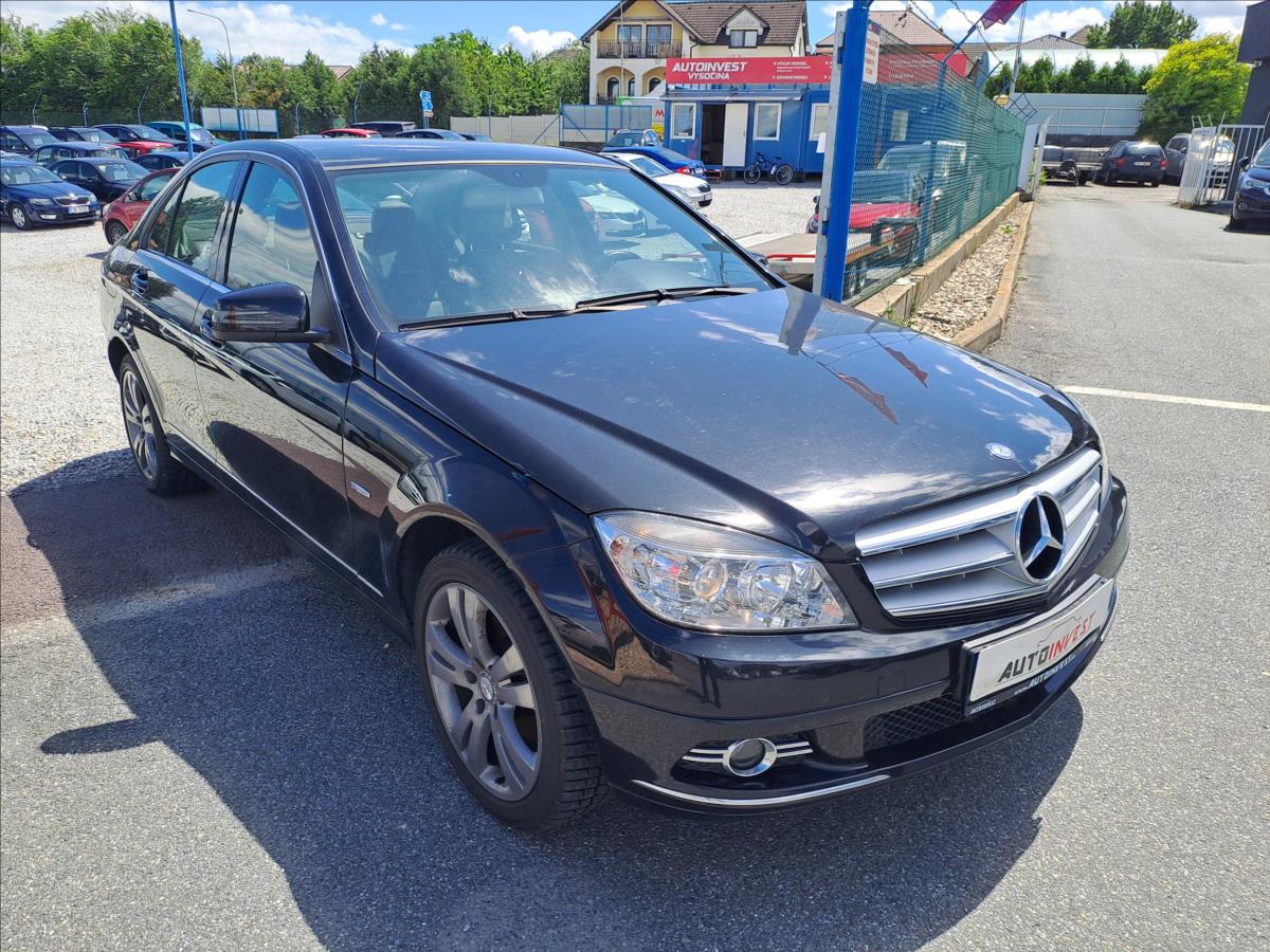 mercedes-benz-tridy-c-118-kompressor - 1