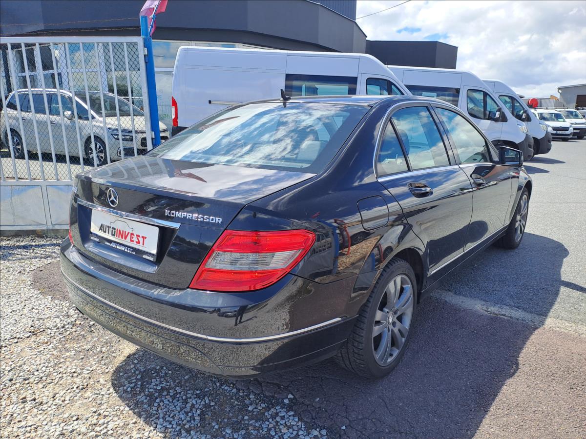 mercedes-benz-tridy-c-118-kompressor - 2