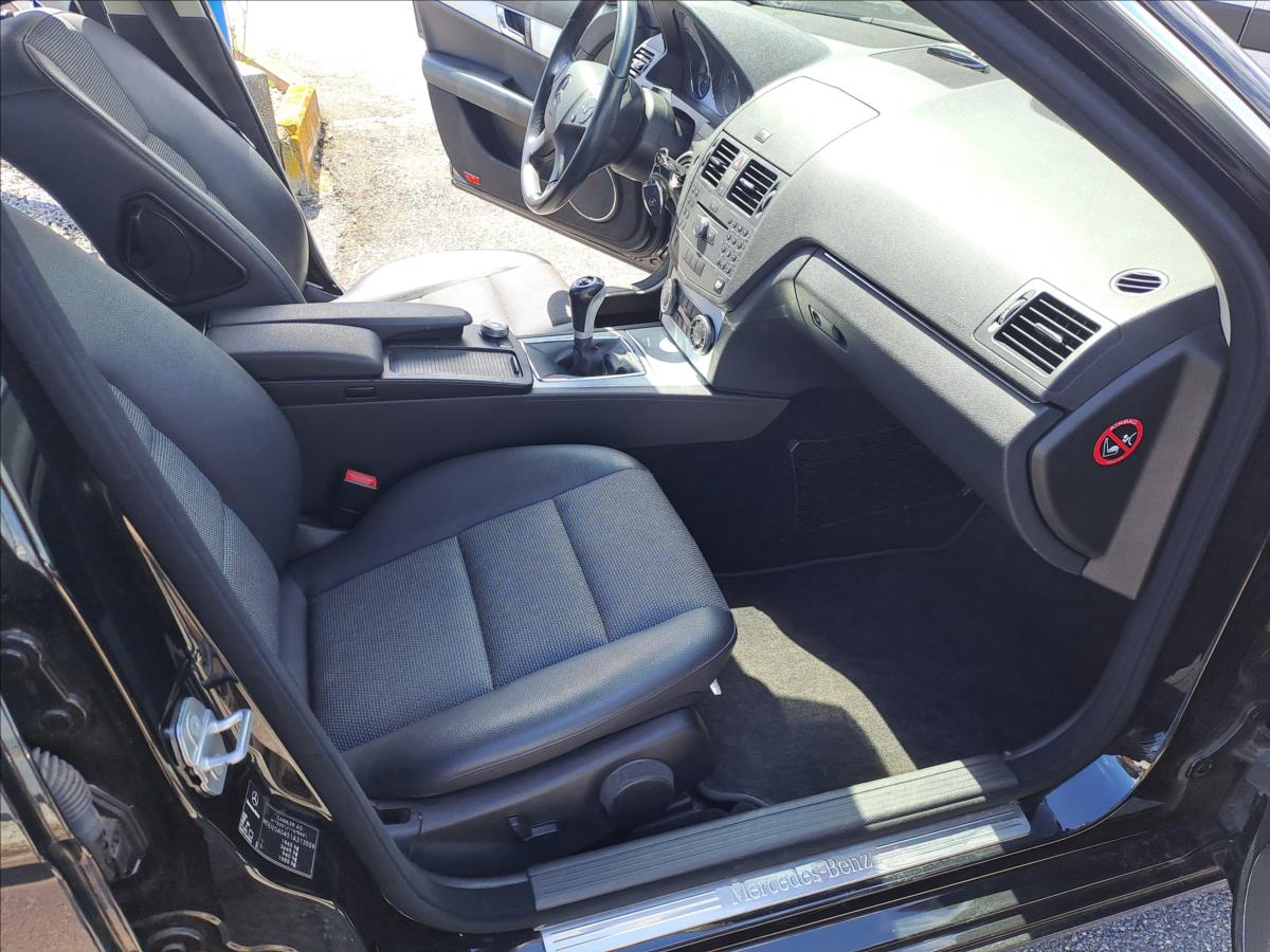 mercedes-benz-tridy-c-118-kompressor - 7
