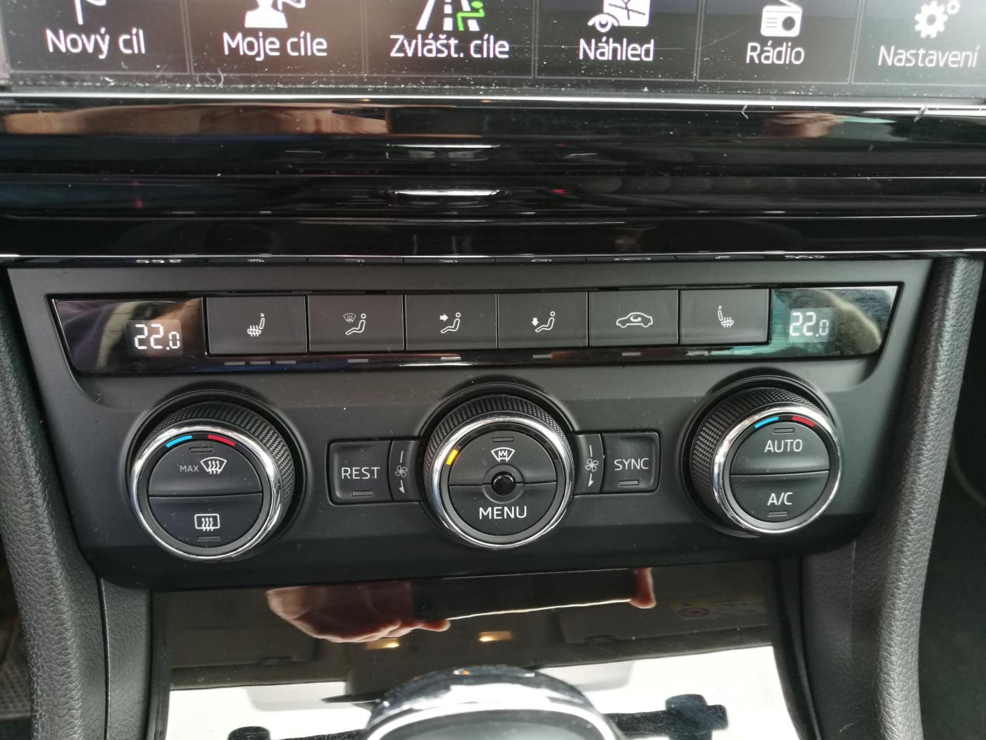 skoda-superb-2-0-tdi-ambiente-kombi - 6