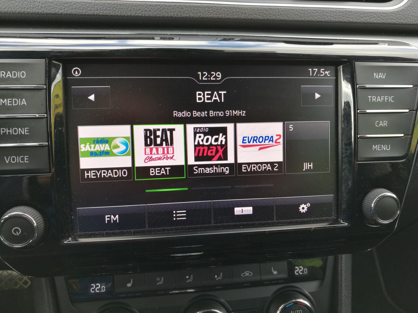 skoda-superb-2-0-tdi-ambiente-kombi - 9